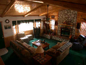 Big Bear cabin for vacation rental ski loding in Big Bear California